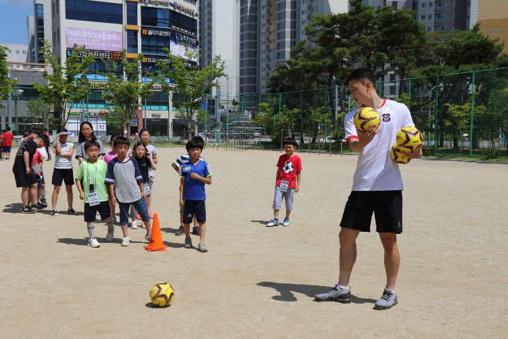 [상주상무] 율곡초 롤보다 축구가 좋아요 (4).JPG