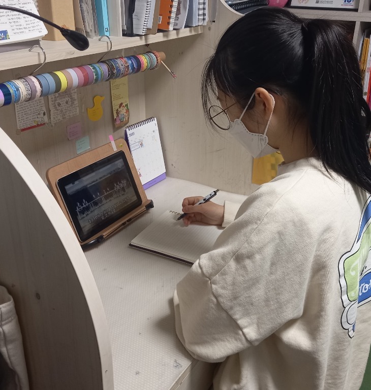 성신여자중학교 온라인 선거 보도자료2..jpg